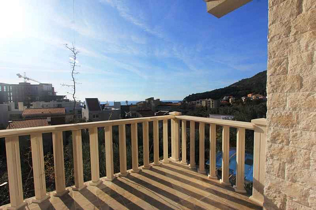 Luxurious villa in Petrovac — photo 19