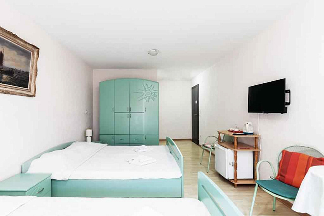 Mini-hotel in Budva — photo 7