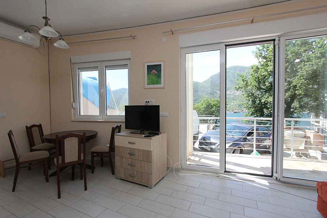 An apartment in Tivat — photo 9