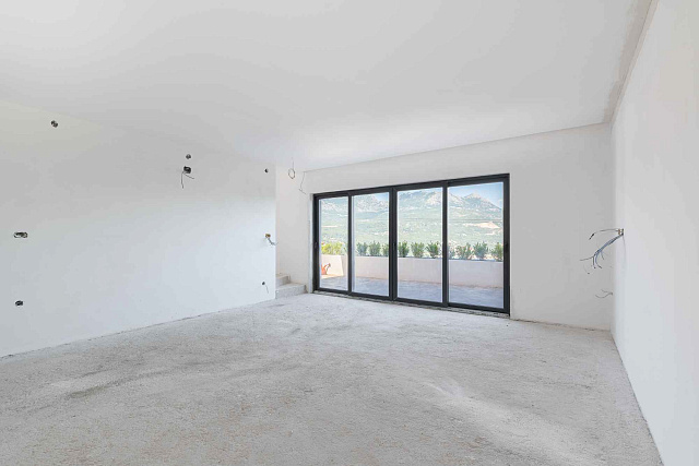  Herceg Novi – Luxury Duplex with Panoramic Bay Views — photo 42
