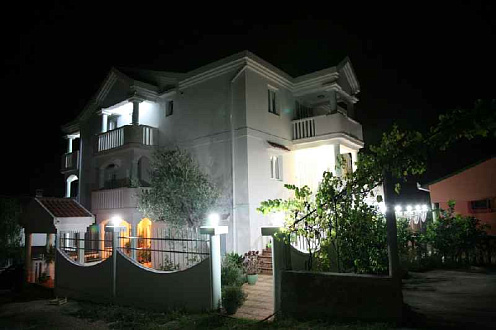 A mini hotel in Tivat — photo 3