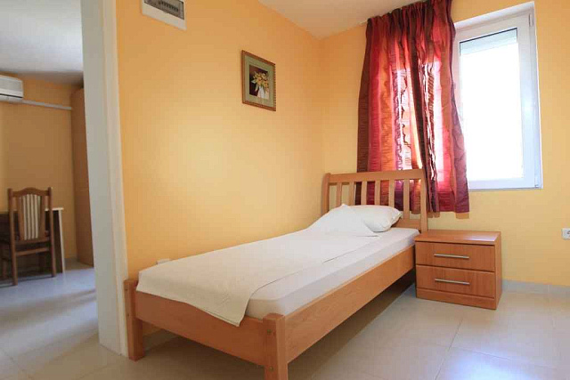 Sixteen Bedroom Hotel Near The Sea Budva — photo 4