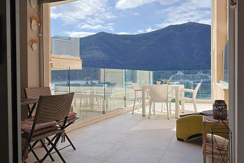 Attractive 86 m² Apartment in Dobrota – Large Terrace, Sea View, Garage & Storage