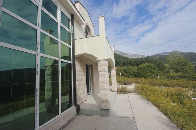 A house with sea and mountine view in Mojdez, Herceg Novi — photo 29