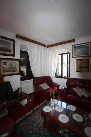 Apartment with three bedrooms in old town of Kotor — photo 7