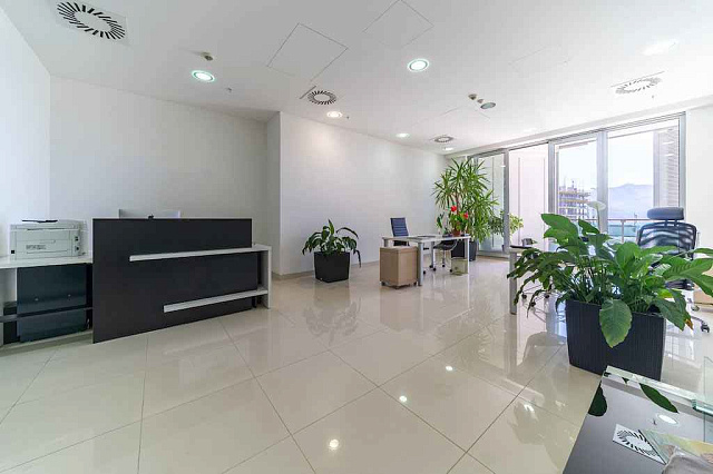 Modern office space in TQ Plaza Budva with sea view — photo 13