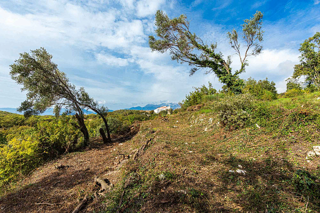 Plot for sale in Reževići, 975 m² — photo 5