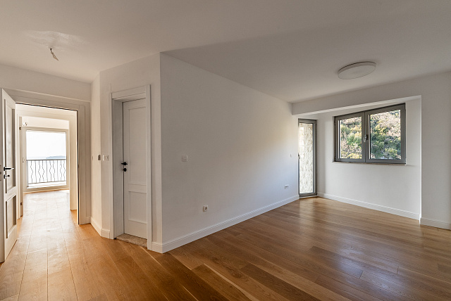 160 m² Sea View Apartment — Pržno, Budva Riviera — photo 18