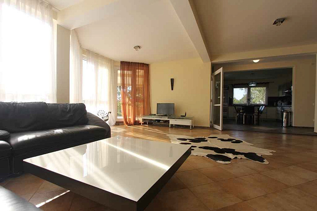 4732 Bar Sutomore Villa 4r 301+4054m2 — photo 2