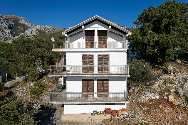 House in Ratac, Bar with a 1,600 m² plot — approx. 350 m² — photo 28