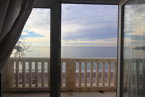 Apartments with spectacular sea view