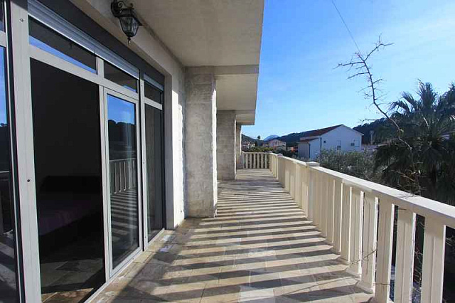 Luxurious villa in Petrovac — photo 20