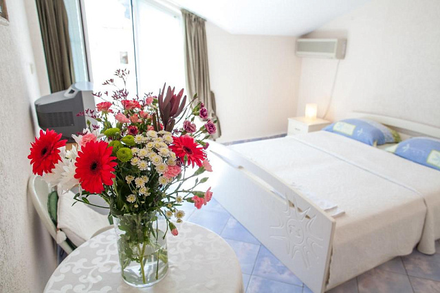 Mini-hotel in Budva — photo 5