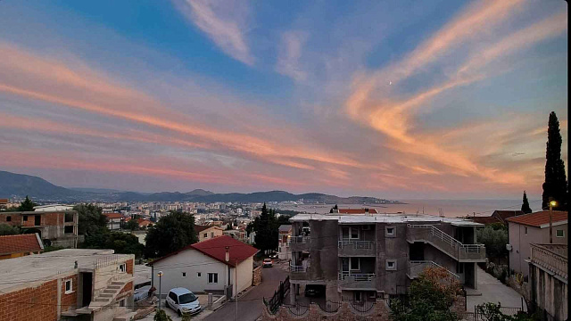 Three-storey house in the city of Bar, Susanj district — photo 9