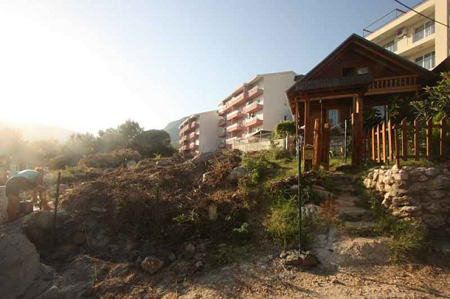 1239 Budva Lazi Plot 338m2 — photo 1