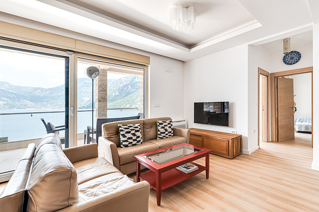 107 m² 3-Bedroom Apartment with Panoramic Sea View in Kostanjica — photo 4