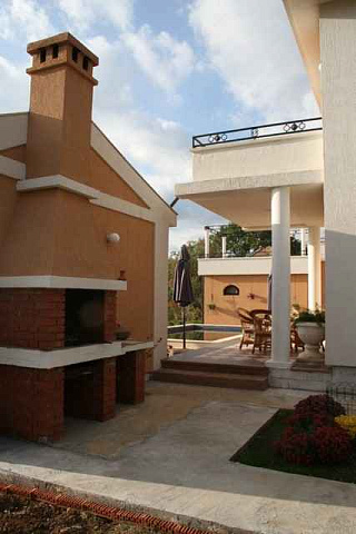 A luxurious villa with swimming pool in Kotor — photo 11