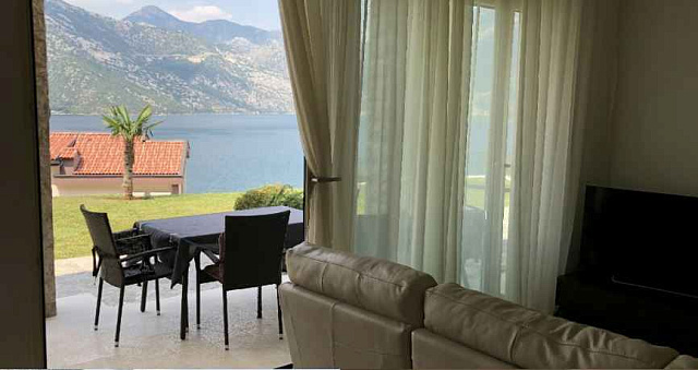 Apartment in Kotor — photo 20