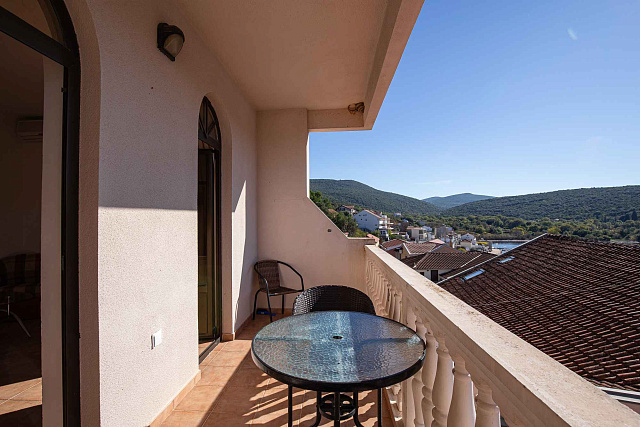 Cozy Seafront Apartment in Bigovo — with Terrace and Stunning Sea View — photo 19