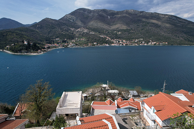 Villa with panoramic sea views in Tivat