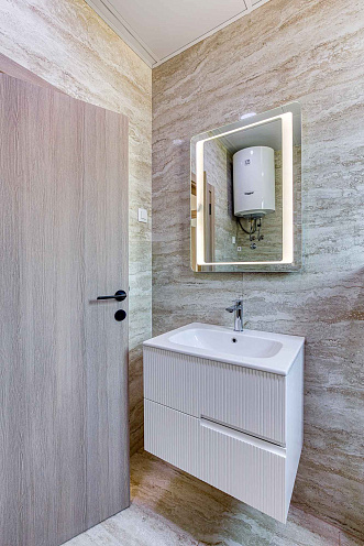 Renovated apartment in Tivat, 78 m² — photo 3