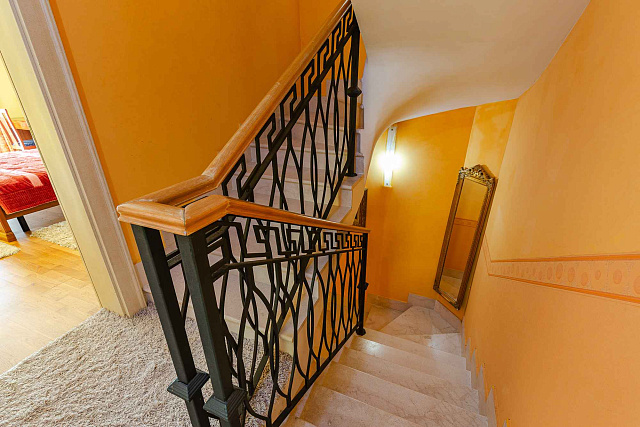 Three-level house with three bedrooms, 176 m², Lastva — photo 9