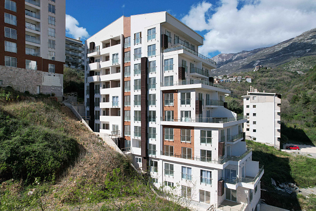 Luxuriöse 2-Zimmer-Wohnung, 64 m², mit Panoramablick auf das Meer – Bečići — photo 33
