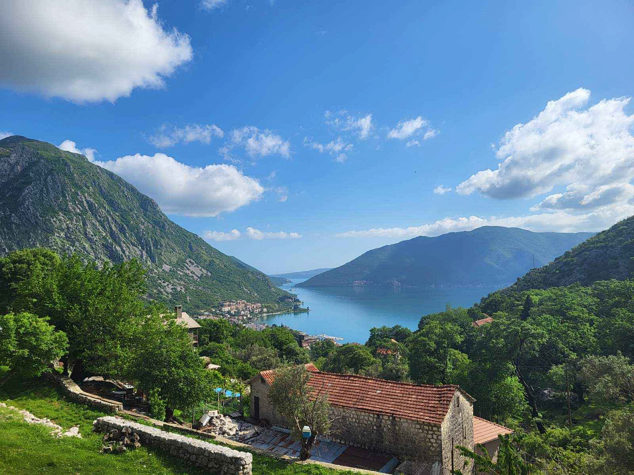 Plot with Sea View and Natural Waterfall near Kotor