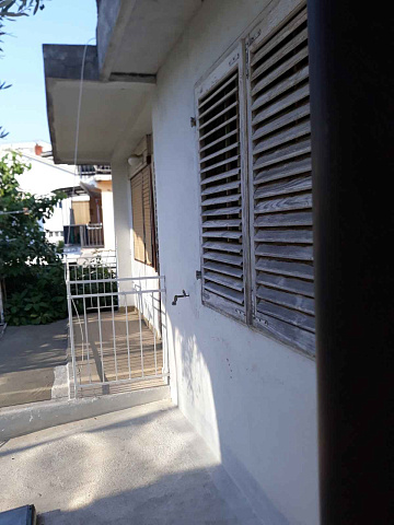 Apartment on the first floor of house in Bar — photo 6