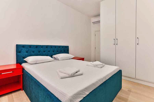 Three-bedroom apartment in Becici, 86m² — photo 8