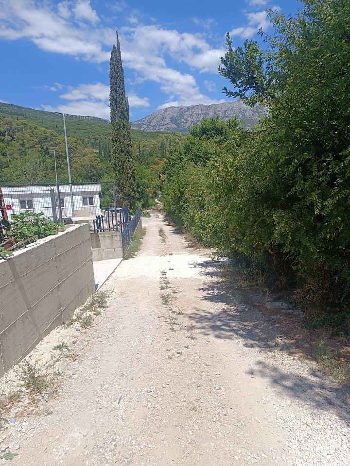 Plot for sale in Sutorina
