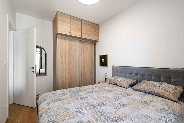 Modern, Fully Furnished Apartment for Sale in Bečići — photo 7