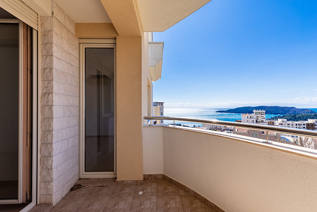 52 m² Wohnung mit Meerblick und zwei Terrassen in Bečići — photo 5