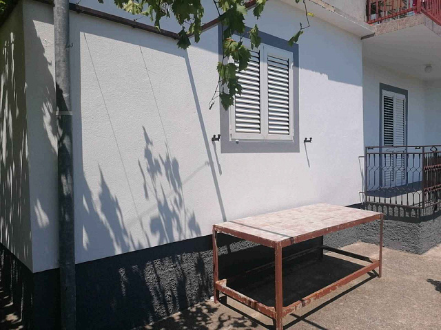 2-bedroom apartment in Bijela  — photo 15