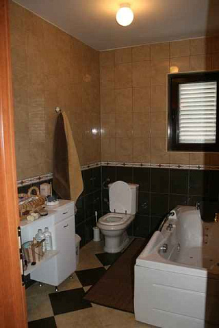 A luxurious villa with swimming pool in Kotor — photo 21