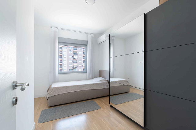 Spacious and Airy Apartment in the Heart of Budva — photo 22