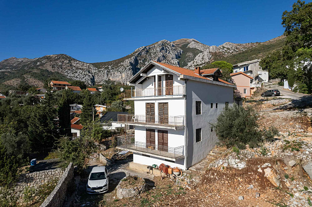 House in Ratac, Bar with a 1,600 m² plot — approx. 350 m² — photo 34