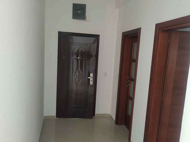 Two-bedroom apartment with sea view in Ulcinj — photo 8