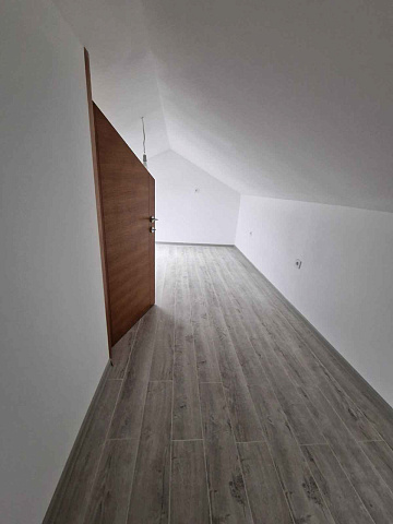 Three-bedroom duplex apartment in Igalo with sea view  — photo 9