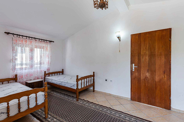 House with a terrace and sea view in Bar — photo 11