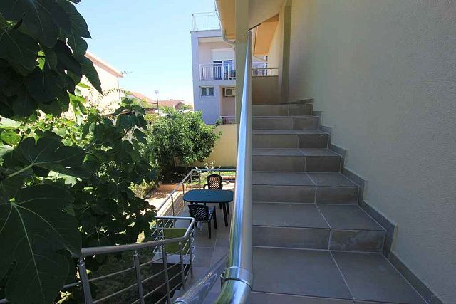 Two-storey house in Donji Stoj — photo 9