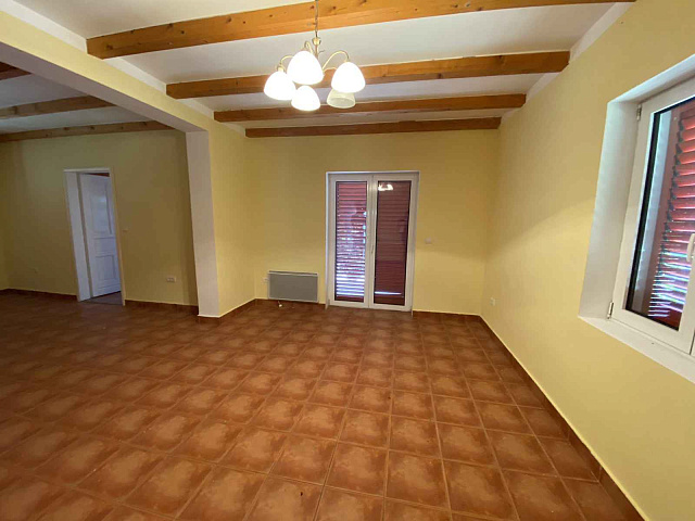 House in Djenovici with a view of the sea — photo 4