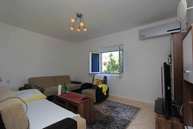Two-storey house in Donji Stoj — photo 17