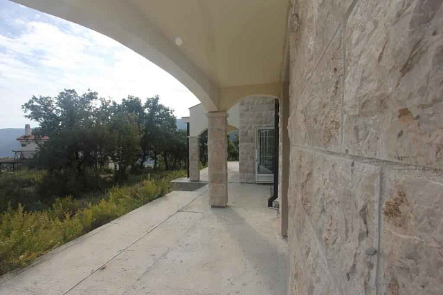 A house with sea and mountine view in Mojdez, Herceg Novi — photo 17