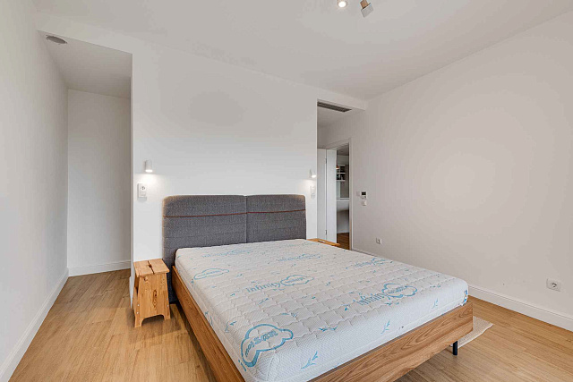 LUXURY THREE-BEDROOM APARTMENT WITH BREATHTAKING SEA VIEWS — photo 10