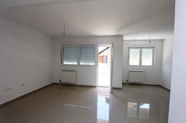 Building in Herceg Novi — photo 7