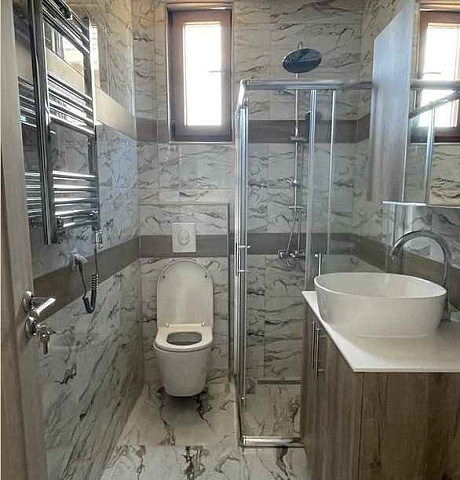 Modern  Apartments in a New Complex — photo 7