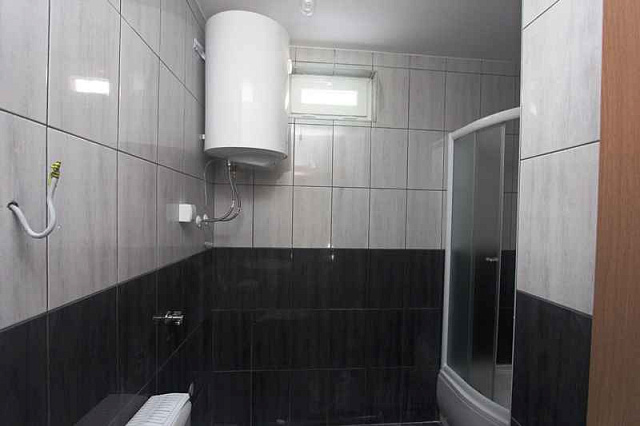 Building in Herceg Novi — photo 14