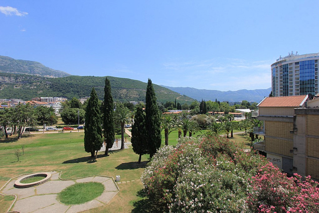 Apartment in Budva — photo 8