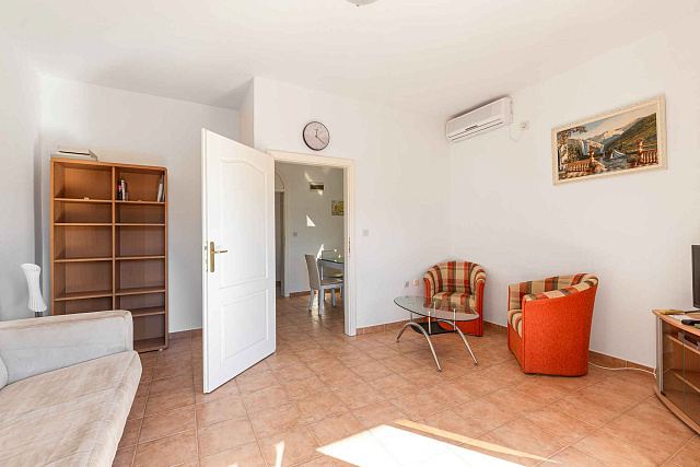 Cozy Seafront Apartment in Bigovo — with Terrace and Stunning Sea View — photo 22